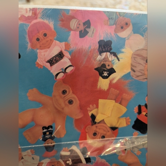 Vintage Troll Dolls Hallmark Wrapping Paper NWT 2 packs - Picture 9 of 10